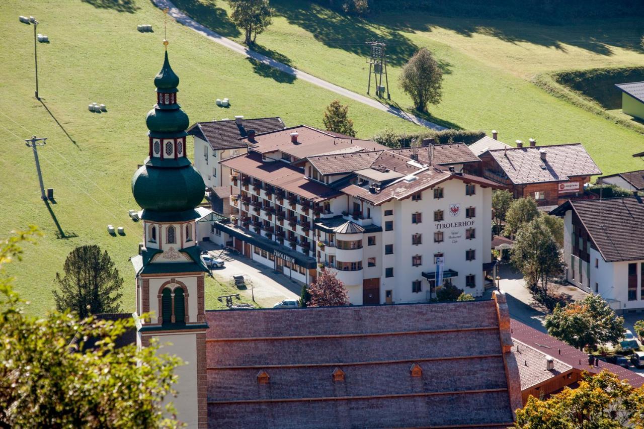 Landhotel Tirolerhof - Wildschoenau - Premium Card Im Sommer Оберау Экстерьер фото