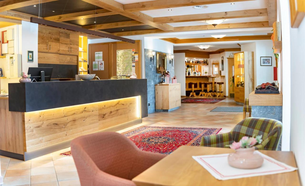 Landhotel Tirolerhof - Wildschoenau - Premium Card Im Sommer Оберау Экстерьер фото