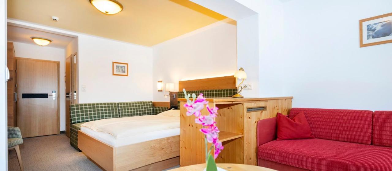 Landhotel Tirolerhof - Wildschoenau - Premium Card Im Sommer Оберау Экстерьер фото