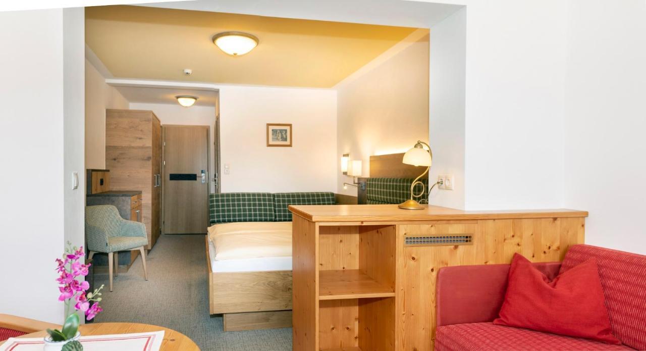 Landhotel Tirolerhof - Wildschoenau - Premium Card Im Sommer Оберау Экстерьер фото