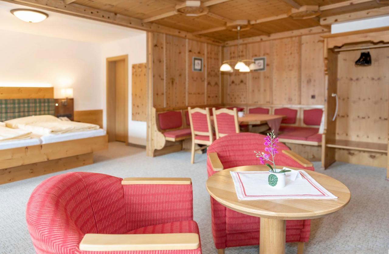 Landhotel Tirolerhof - Wildschoenau - Premium Card Im Sommer Оберау Экстерьер фото