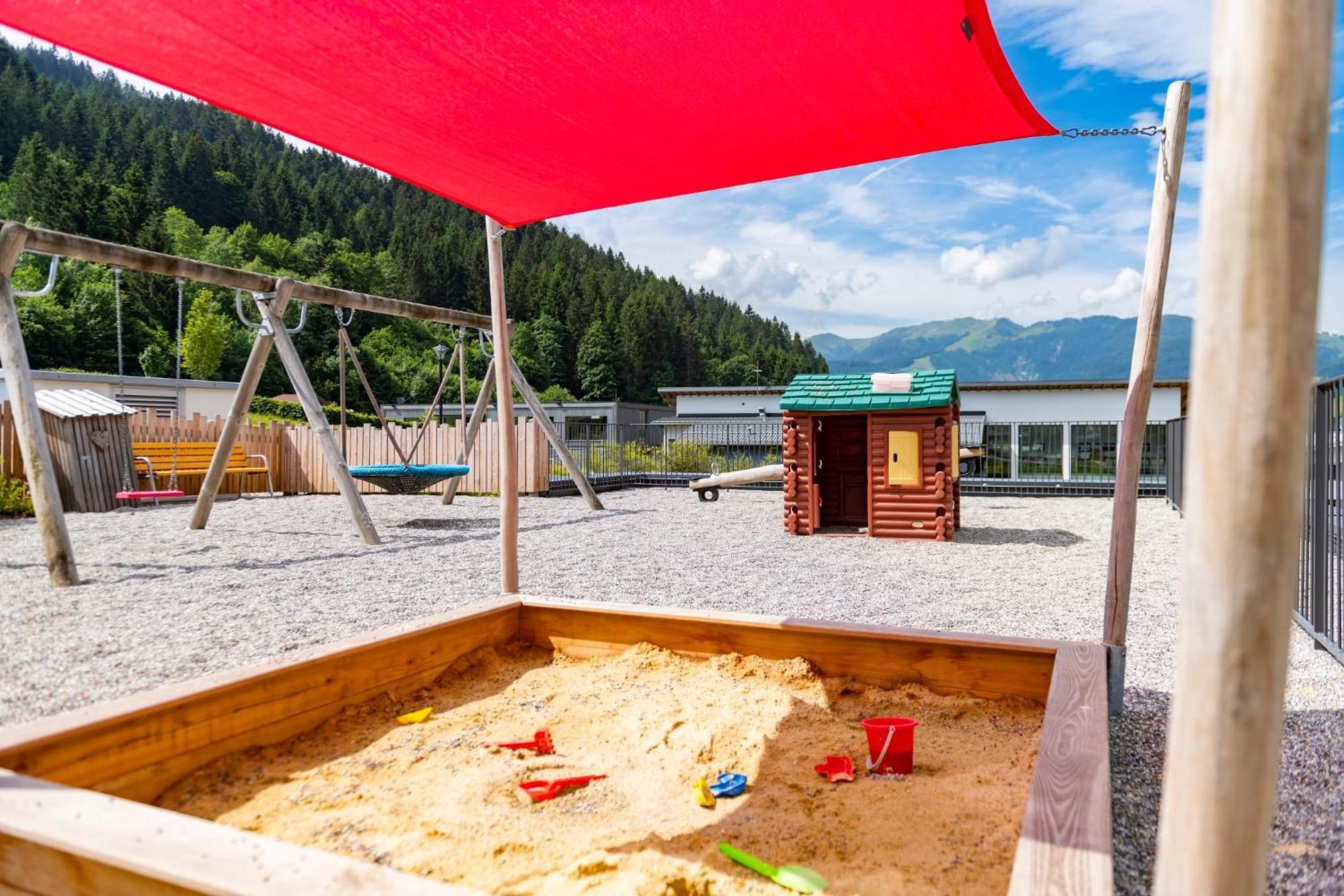 Landhotel Tirolerhof - Wildschoenau - Premium Card Im Sommer Оберау Экстерьер фото