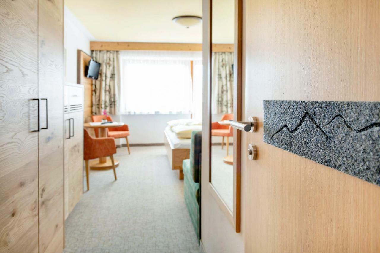 Landhotel Tirolerhof - Wildschoenau - Premium Card Im Sommer Оберау Экстерьер фото